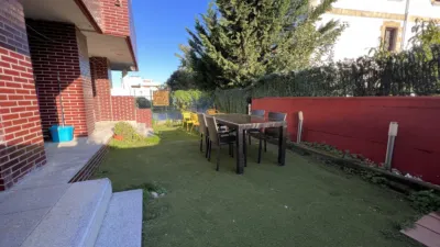 Apartment in Mogro photo 9