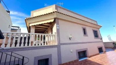 Semi-detached villa in Los Altos photo 3
