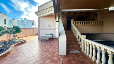 Semi-detached villa in Los Altos photo 4