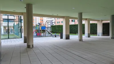 Piso en alquiler en Ciudad-Naranco-Vallobín, Ciudad-Naranco-Vallobín (Oviedo) de 800 €<span>/mes</span>