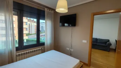 Piso en alquiler en Ciudad-Naranco-Vallobín, Ciudad-Naranco-Vallobín (Oviedo) de 800 €<span>/mes</span>