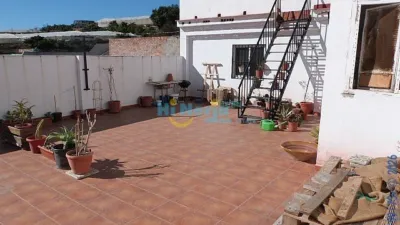 Detached house in El Centro, near the village photo 15