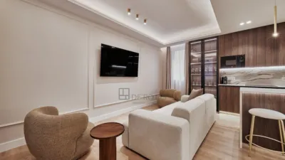 Apartment on Calle de José Ortega y Gasset photo 8