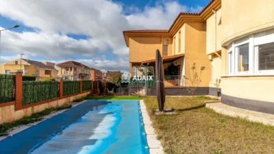 Chalet on Calle C photo 2