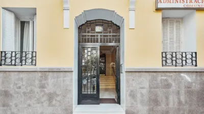 Apartment on Lope de Rueda Street photo 16