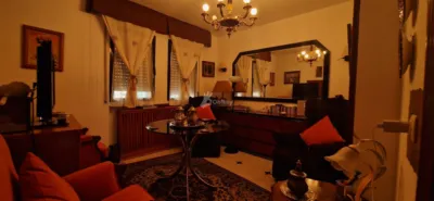House in Centre photo 6