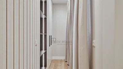 Apartment on Calle de Alcántara photo 18