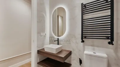 Apartment on Calle de Alcántara photo 29