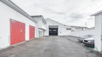 Nave industrial en venta en Calle Noreña, Número Sin Informacion, Noreña de 290.000 €
