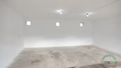 Nave industrial en venta en Calle Noreña, Número Sin Informacion, Noreña de 290.000 €