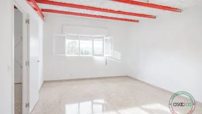 Nave industrial en venta en Calle Noreña, Número Sin Informacion, Noreña de 290.000 €