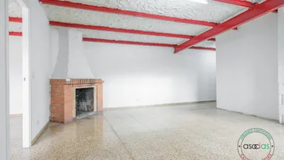 Nave industrial en venta en Calle Noreña, Número Sin Informacion, Noreña de 290.000 €