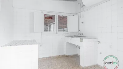 Nave industrial en venta en Calle Noreña, Número Sin Informacion, Noreña de 290.000 €