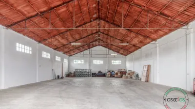Nave industrial en venta en Calle Noreña, Número Sin Informacion, Noreña de 290.000 €
