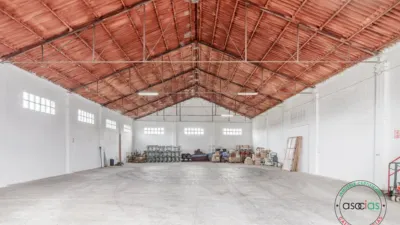 Nave industrial en venta en Calle Noreña, Número Sin Informacion, Noreña de 290.000 €