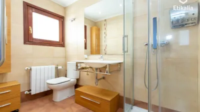 Piso en venta en Calle Carretera Basurto Castrejana  181. Bilbao, Número 181, Masustegi-Mintegitxueta (Distrito Basurtu-Zorrotza. Bilbao) de 280.000 €