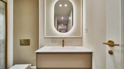 Apartment on Calle del Piamonte photo 11