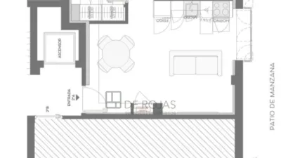 Apartment on Calle del Piamonte photo 13
