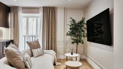 Apartment on Calle del Piamonte photo 5