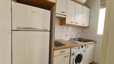 Piso en alquiler en Calle del Amparo, cerca de Calle Miguel Servet - Imagen 3