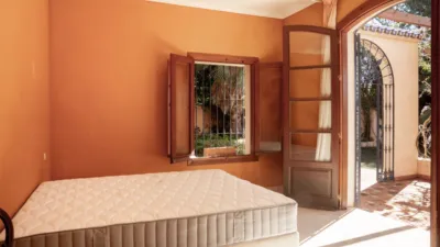 Chalet on Urb El Paraiso Street photo 28
