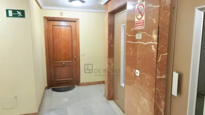 Apartment on Calle de Finisterre photo 16