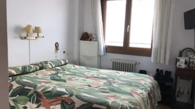 Piso en alquiler en Calle de los Avellanos, Centro (Oviedo) de 1.100 €<span>/mes</span>