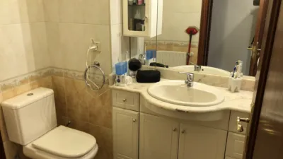 Piso en alquiler en Calle de los Avellanos, Centro (Oviedo) de 1.100 €<span>/mes</span>