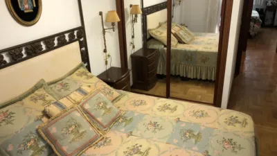Piso en alquiler en Calle de los Avellanos, Centro (Oviedo) de 1.100 €<span>/mes</span>