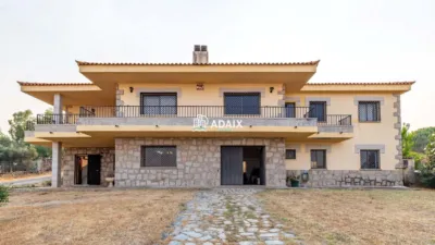 Chalet in Sierra de Fuentes photo 3