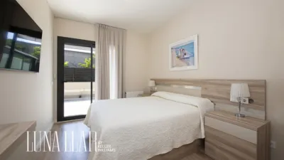 Apartment in Zona Universitària-Gran Via Mar-Camí Ral photo 17