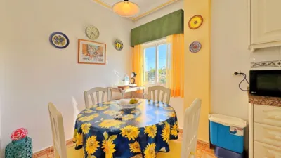 Apartment on the street photo 10