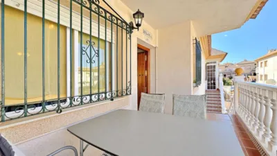 Apartment on the street photo 25