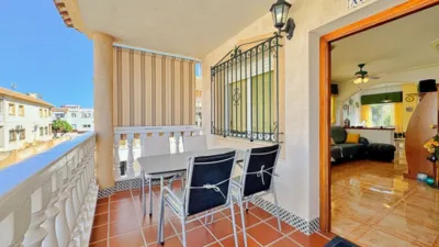 Apartment on the street photo 3