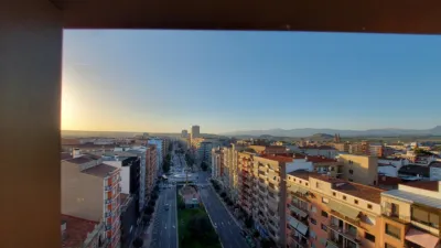 Piso en alquiler en Calle Avenida Solidaridad, Centro (Logroño) de 1.200 €<span>/mes</span>