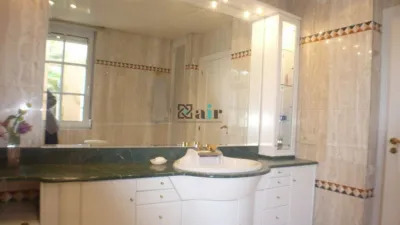 Casa en venta en Avenida de Madrid, cerca de Calle de la Coronilla, Cascajos-Piqueras (Logroño) de 1.200.000 €