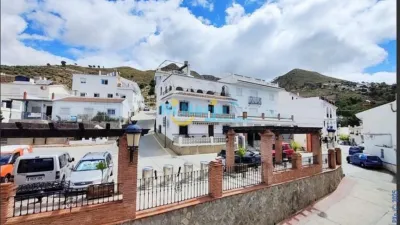 Town house in Canillas de Albaida photo 17