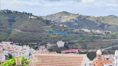 Town house in Canillas de Albaida photo 18