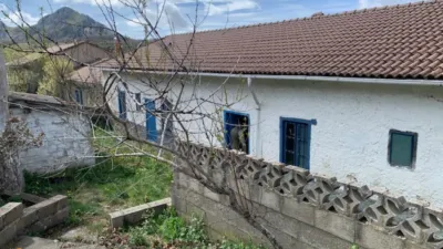 House on Calle Cl Carretera Aren, No. 24 photo 3