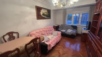 Piso en alquiler en Avenida de Cabuérniga, Centro (Torrelavega) de 1.100 €<span>/mes</span>