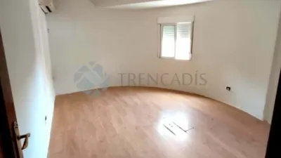 Apartment on Salvador Alonso Street photo 2