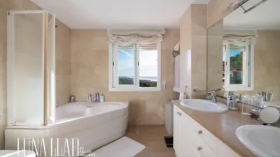 Duplex penthouse in Passatge dels Pins Melis photo 24