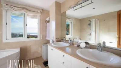 Duplex penthouse in Passatge dels Pins Melis photo 25