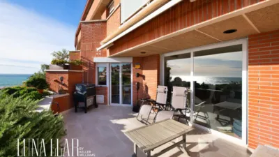 Duplex penthouse in Passatge dels Pins Melis photo 2