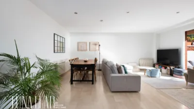 Duplex penthouse in Passatge dels Pins Melis photo 8