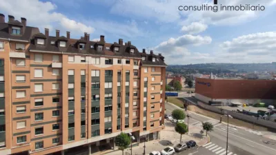 Piso en alquiler en Avenida de Bruselas, 1, Pumarín-Teatinos (Oviedo) de 770 €<span>/mes</span>