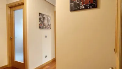 Piso en alquiler en Avenida de Bruselas, 1, Pumarín-Teatinos (Oviedo) de 770 €<span>/mes</span>