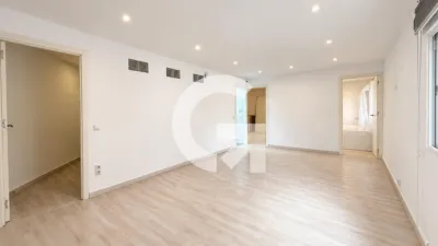 Apartment on Carrer de Costa Pacheco photo 3