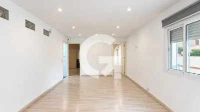 Apartment on Carrer de Costa Pacheco photo 4
