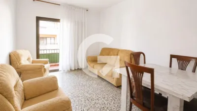 Apartment on Carrer de Lepant photo 3